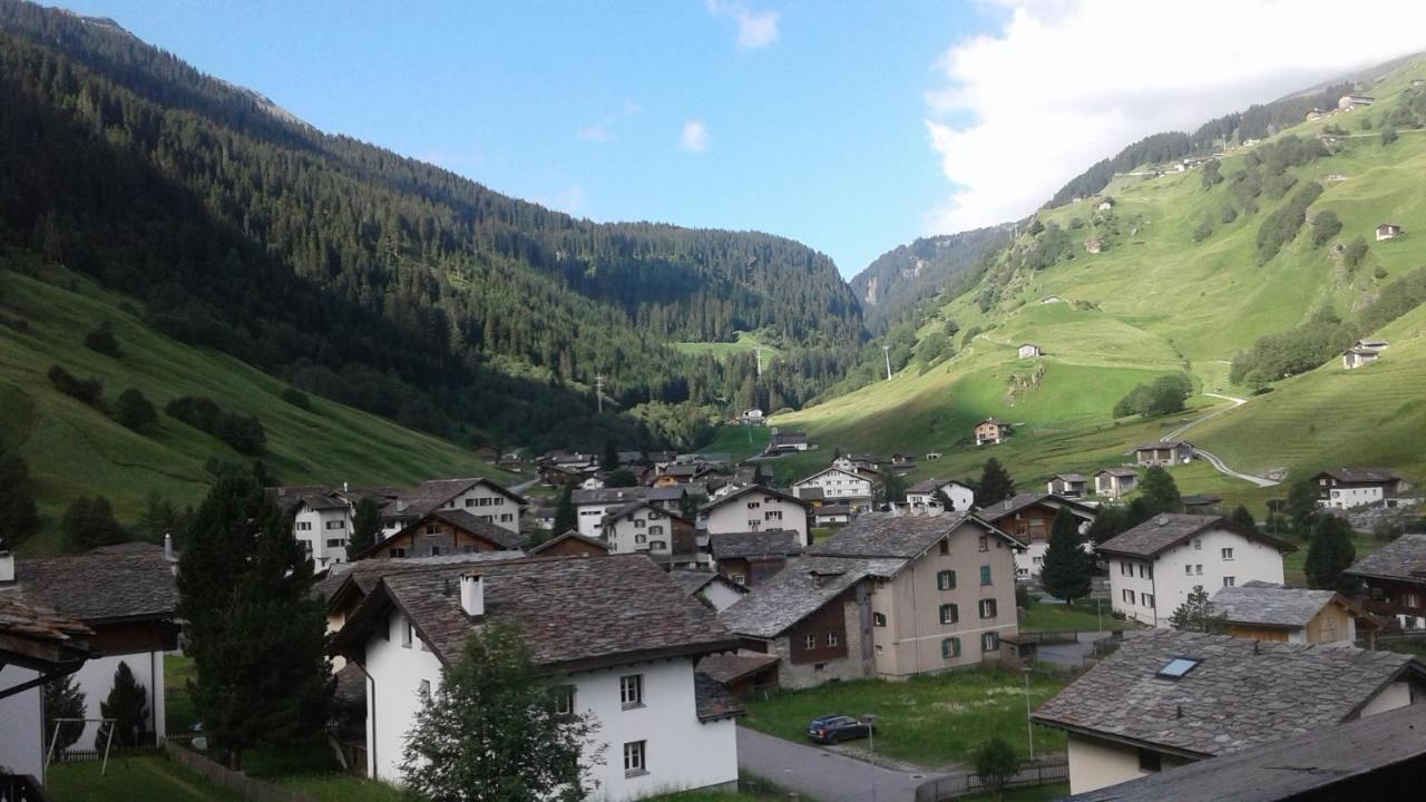 Dachwohnung Unterem Hoereli Vals Luaran gambar