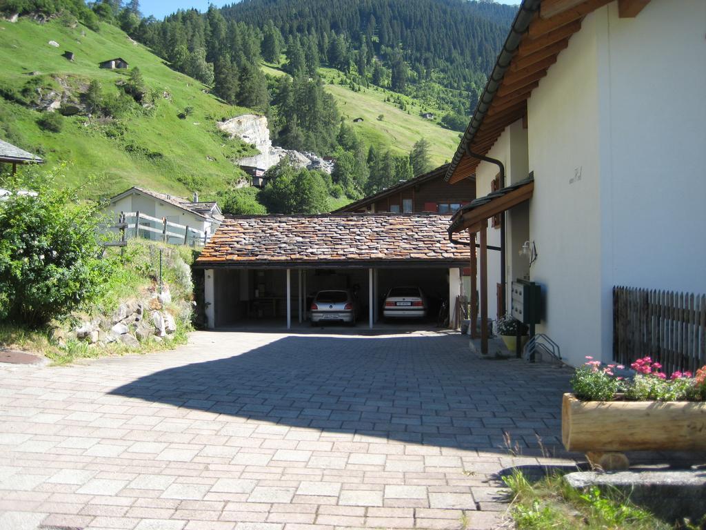 Dachwohnung Unterem Hoereli Vals Luaran gambar