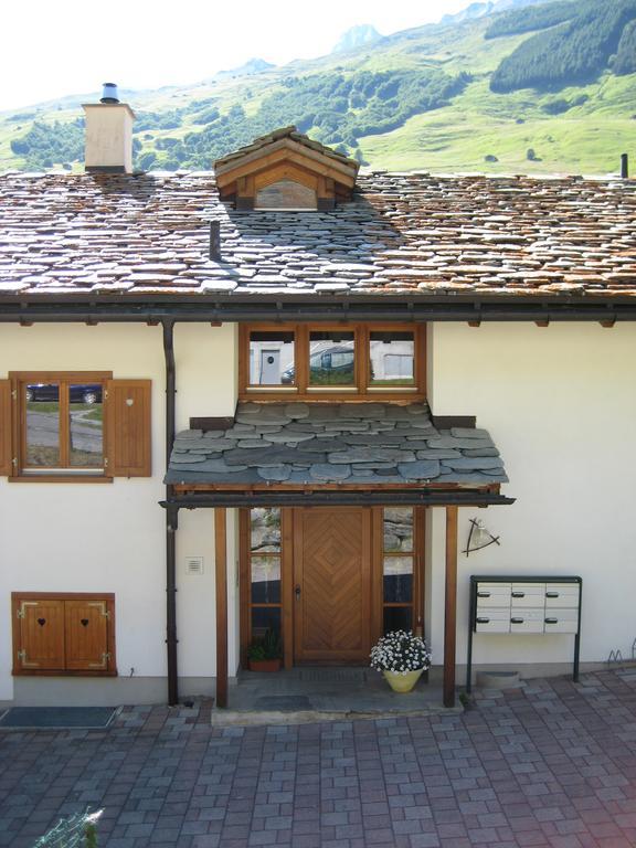 Dachwohnung Unterem Hoereli Vals Luaran gambar